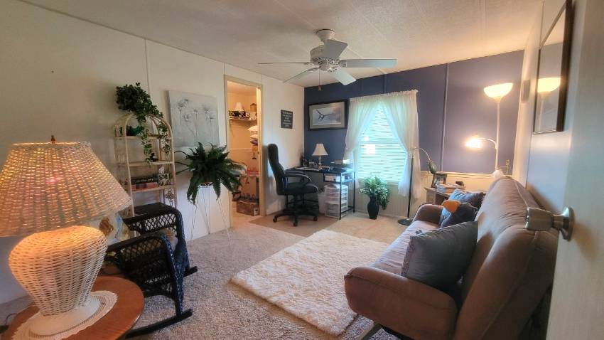 84 Emerald Dr. East a Dundee, FL Mobile or Manufactured Home for Sale
